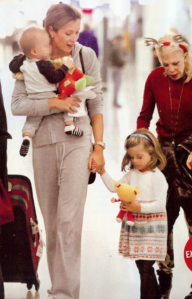  Μαριέττα Χρουσαλά: Με «κερατάκια» και λουλούδια την υποδέχθηκε η πεθερά [εικόνες]  | iefimerida.gr 2