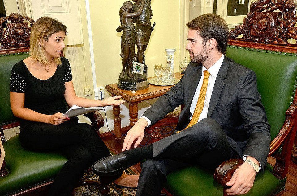 Αυτός είναι ο πιο σέξι δήμαρχος του κόσμου -30 ετών, όμορφος, με κοιλιακούς φέτες [εικόνες] | iefimerida.gr 11