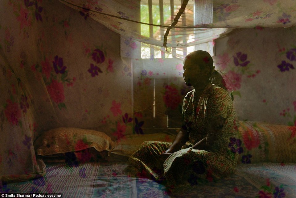 Τα θύματα βιασμού της Ινδίας: Καμμένα πρόσωπα, ανήλικα κορίτσια -Μια φωτογράφος «μιλά» με καρέ [εικόνες] | iefimerida.gr 5