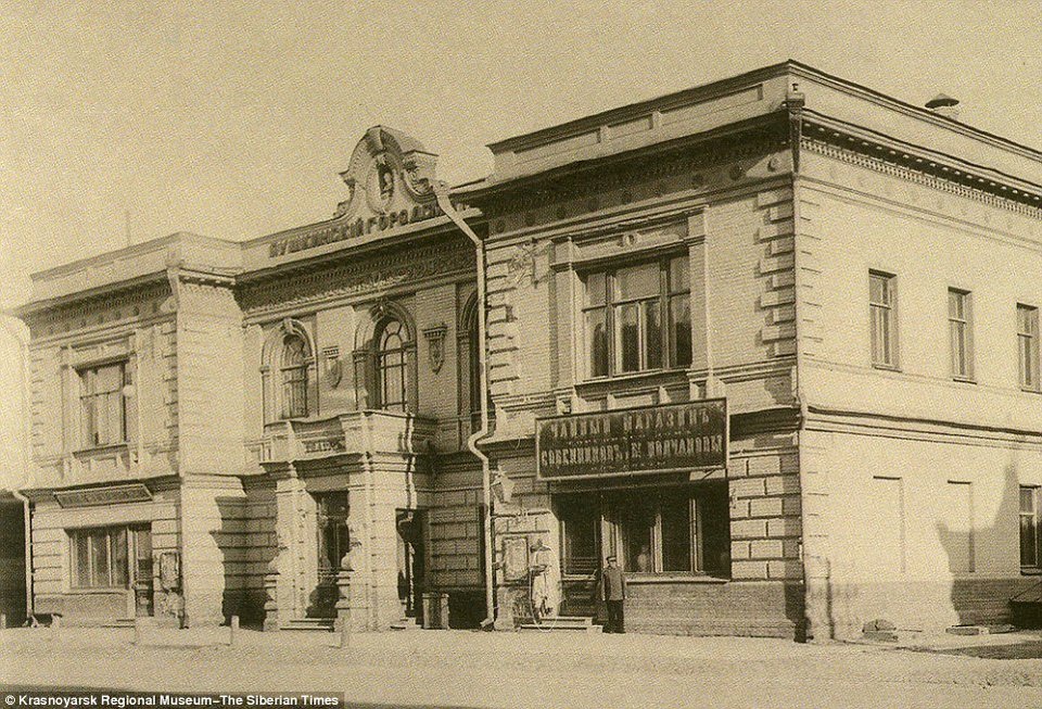 Το «κορίτσι-φάντασμα» της Ρωσίας -Μυστήριο γύρω από φωτογραφίες 100 ετών [εικόνες] | iefimerida.gr 2