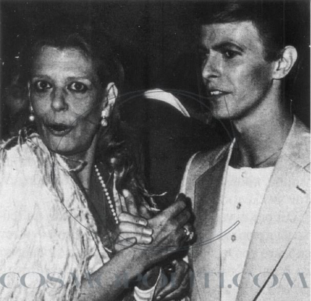 Η μυθική  συνάντηση της Μελίνας Μερκούρη με τον Ντέιβιντ Μπάουι [εικόνες] | iefimerida.gr 2