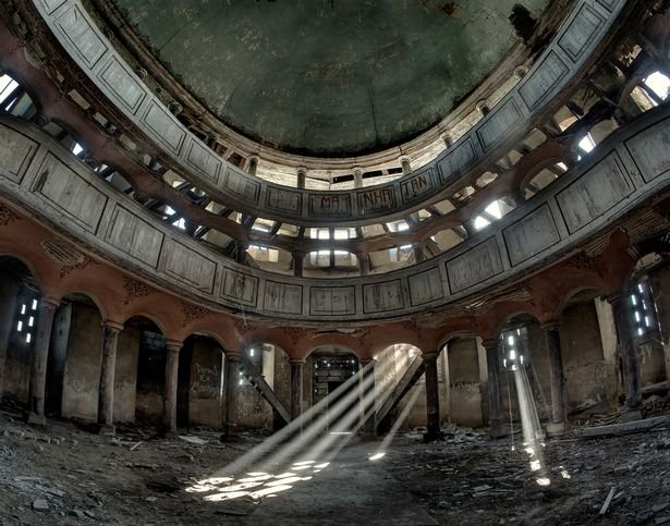 Η ομορφιά της εγκατάλειψης -«Μαραζωμένα» κτίρια σε «μυστικές» τοποθεσίες [εικόνες] | iefimerida.gr 5