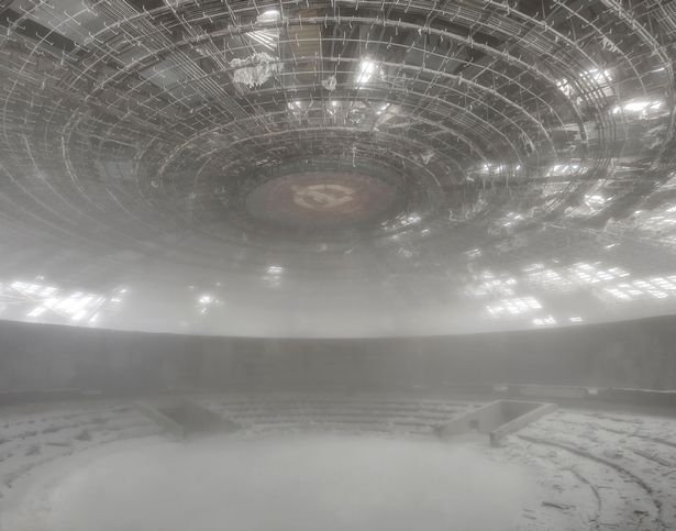 Η ομορφιά της εγκατάλειψης -«Μαραζωμένα» κτίρια σε «μυστικές» τοποθεσίες [εικόνες] | iefimerida.gr 3