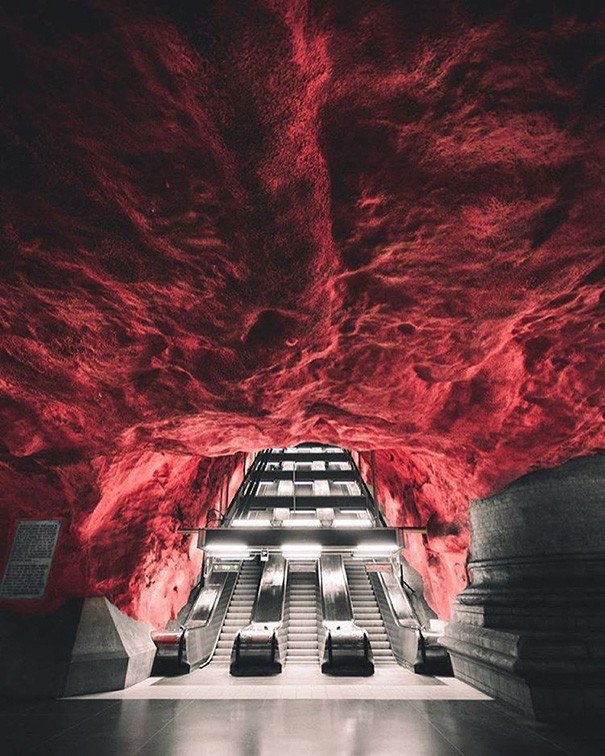 Εμμονή με τη συμμετρία: Οταν η αρχιτεκτονική συναντά την τελειομανία -Εντυπωσιακές φωτογραφίες [εικόνες]  | iefimerida.gr 8