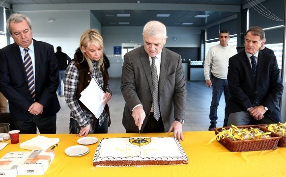 Μελισσανίδης στην κοπή πίτας της ΑΕΚ: «Πρώτοι σε πλέι-οφ και Κύπελλο» [εικόνες] | iefimerida.gr 0