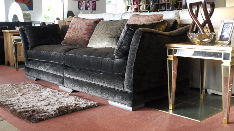 Το έπιπλο που κάνει αυτομάτως ένα σαλόνι να μοιάζει χλιδάτο -Αντιγράψτε το στιλ [εικόνες] | iefimerida.gr 9