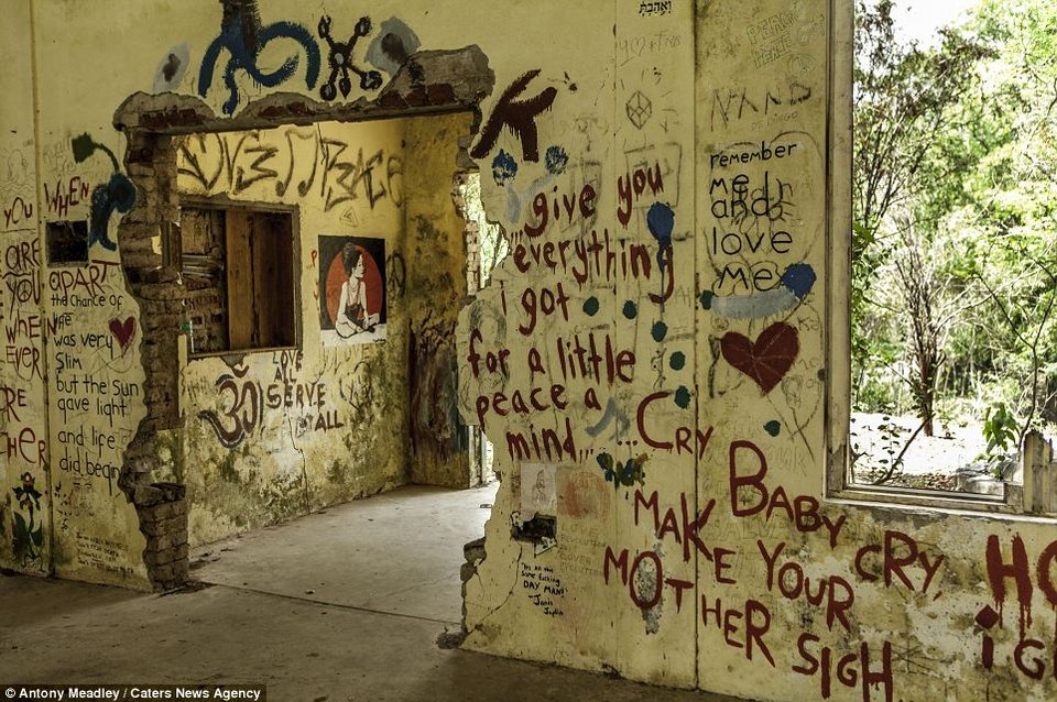 Ολοι τρέχουν στην Ινδία για τον γκουρού των Beatles -Ο διαλογισμός είναι ξανά στη μόδα [εικόνες] | iefimerida.gr 2