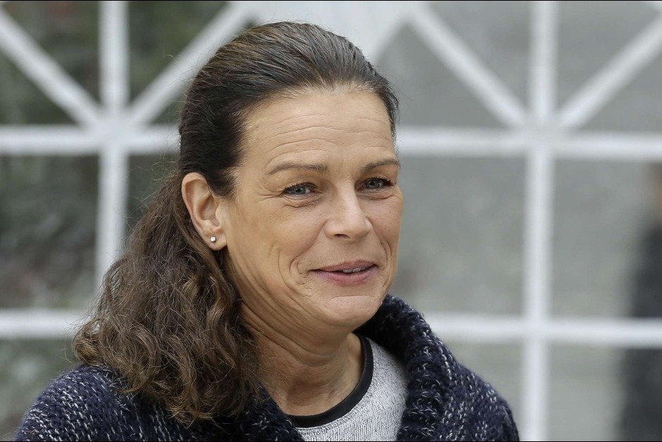 Η Στεφανί στο τσίρκο -Η παρακμή μιας πριγκίπισσας [εικόνες] | iefimerida.gr 7