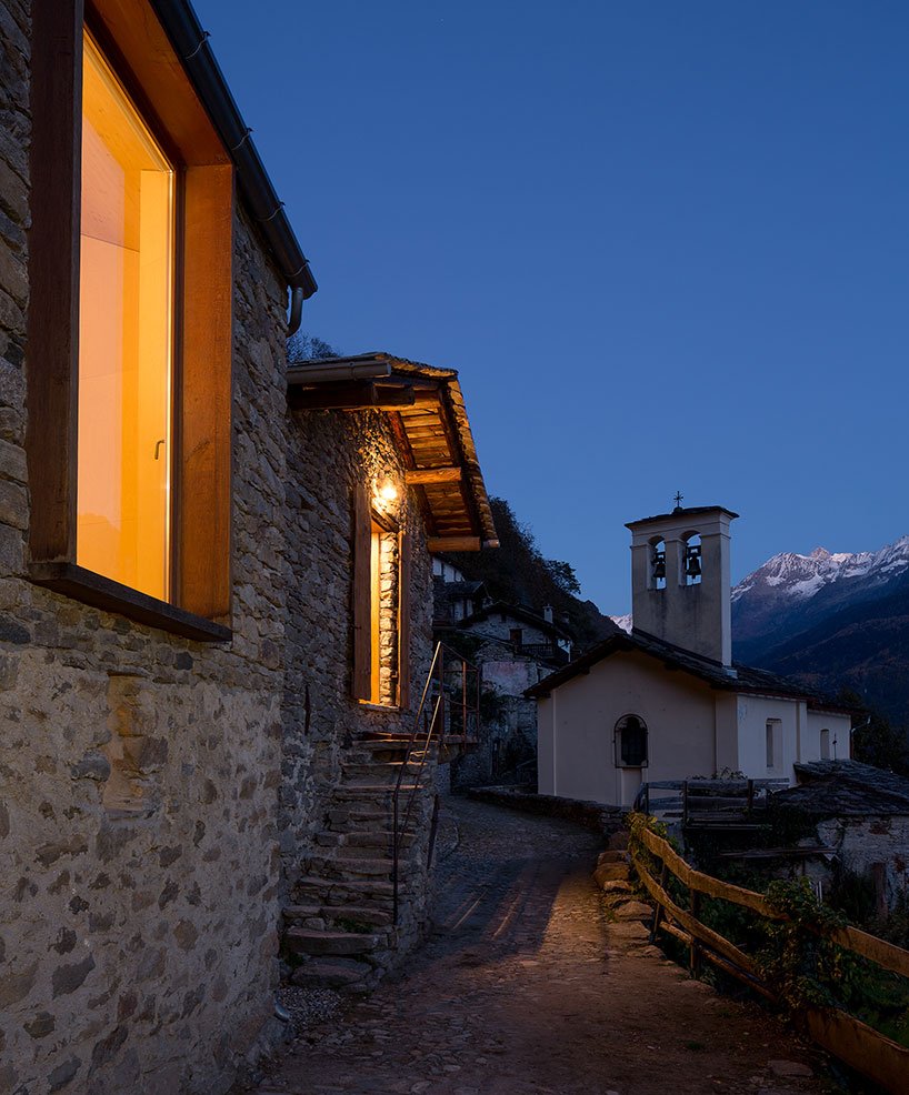 Πέτρινο σπίτι στις Αλπεις από Μιλανέζο αρχιτέκτονα [εικόνες] | iefimerida.gr 2