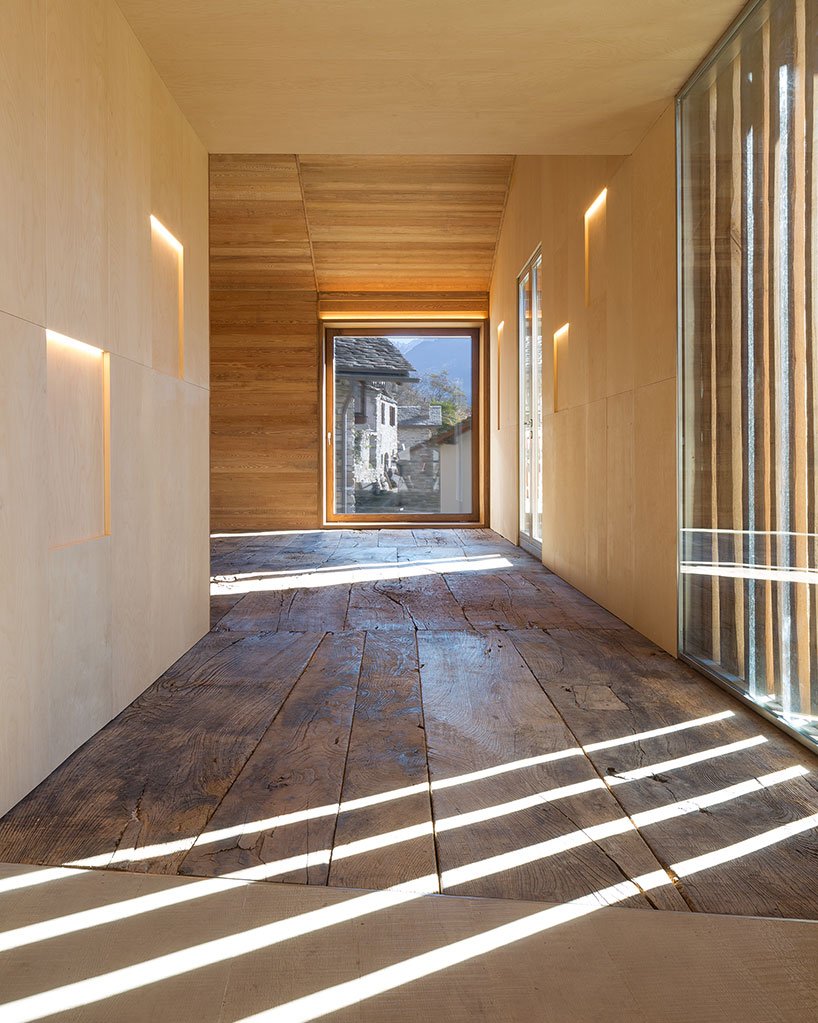 Πέτρινο σπίτι στις Αλπεις από Μιλανέζο αρχιτέκτονα [εικόνες] | iefimerida.gr 8