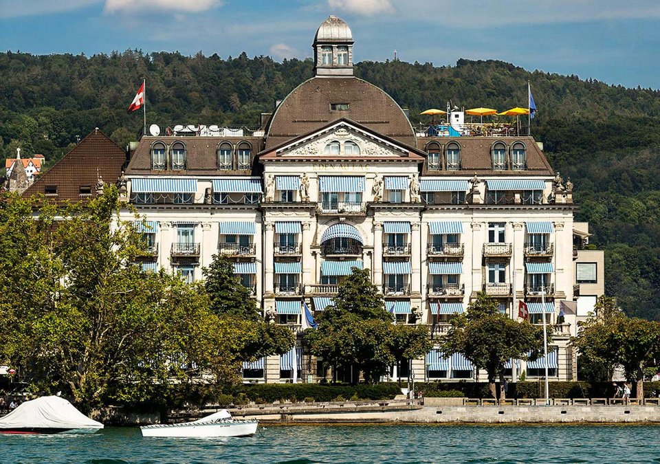 Το «άλλο» Νταβός -Χλιδή, σκι και ατέλειωτες μπουτίκ [εικόνες] | iefimerida.gr 18