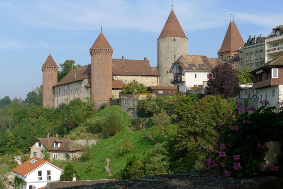 Το «άλλο» Νταβός -Χλιδή, σκι και ατέλειωτες μπουτίκ [εικόνες] | iefimerida.gr 11
