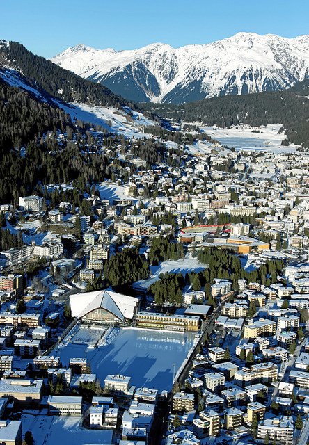 Το «άλλο» Νταβός -Χλιδή, σκι και ατέλειωτες μπουτίκ [εικόνες] | iefimerida.gr 0