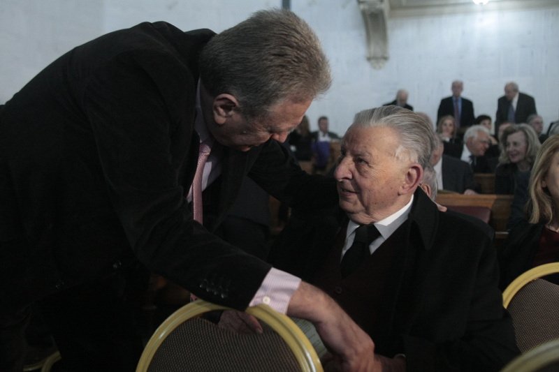 H απονομή των δημοσιογραφικών βραβείων Μπότση: Παππούς, Τρέμη, Ζαχαρέα ανάμεσα στους βραβευθέντες [εικόνες] | iefimerida.gr 2