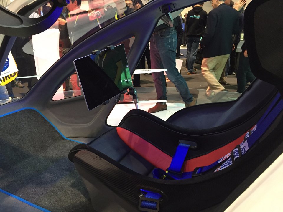 Αυτό είναι το πρώτο drone που παίρνει επιβάτη -Μοιάζει με ελικόπτερο και λειτουργεί με tablet [εικόνες & βίντεο] | iefimerida.gr 1