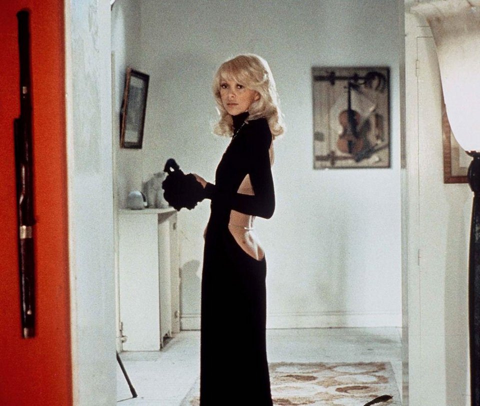 Επτά ρούχα που έγιναν κλασικά χάρη στον κινηματογράφο [εικόνες]  | iefimerida.gr 4