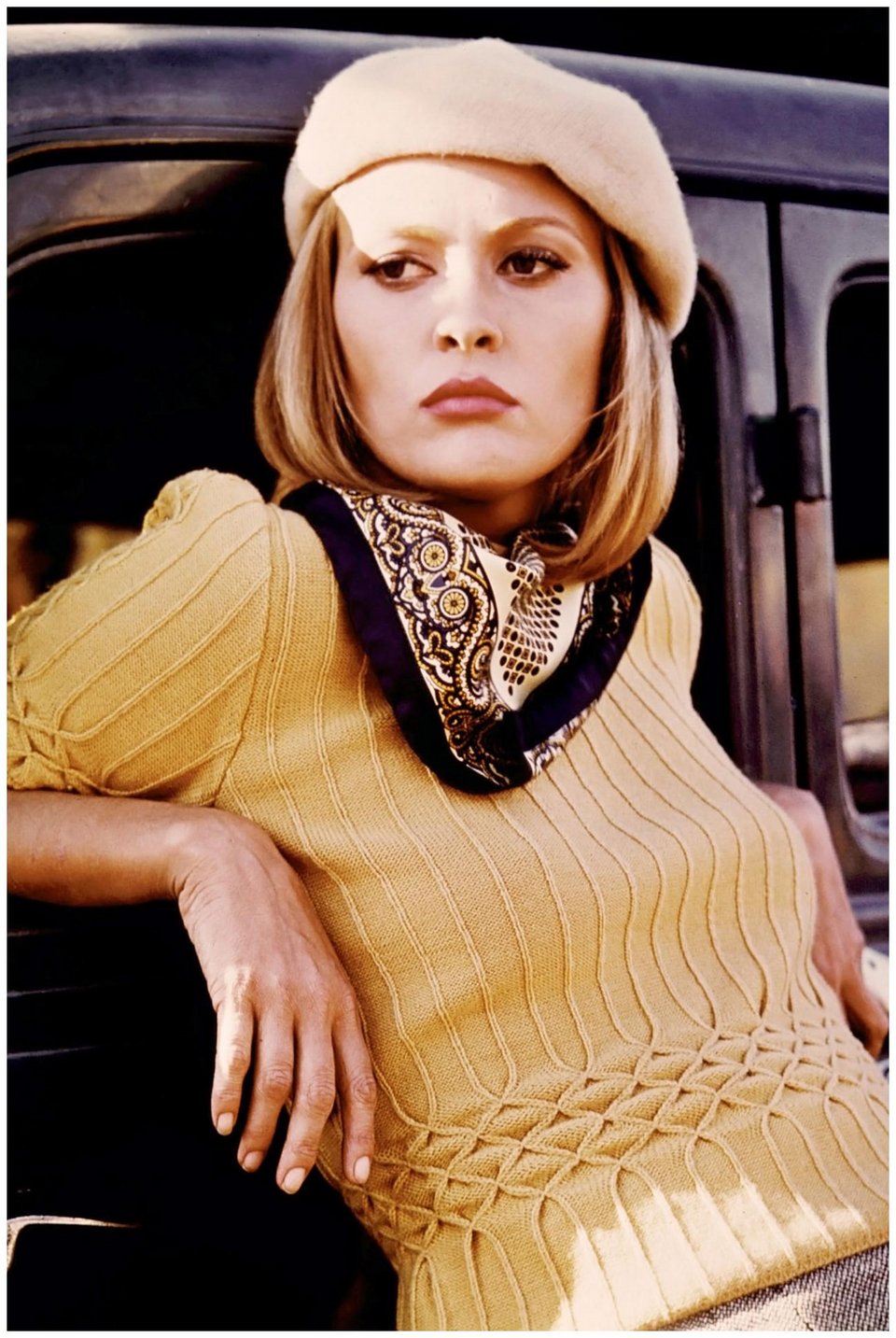 Επτά ρούχα που έγιναν κλασικά χάρη στον κινηματογράφο [εικόνες]  | iefimerida.gr 0