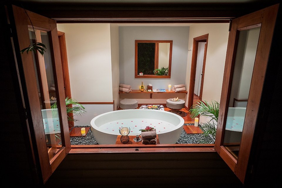 Τα ωραιότερα ξενοδοχεία μόνο για ενήλικες -Εκεί τα παιδιά δεν επιτρέπονται [εικόνες] | iefimerida.gr 23