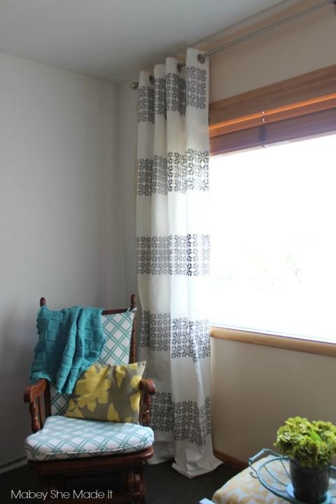 9 τρόποι για να κάνετε τις απλές, λευκές κουρτίνες να μοιάζουν ακόμη πιο στιλάτες! [εικόνες] | iefimerida.gr 3