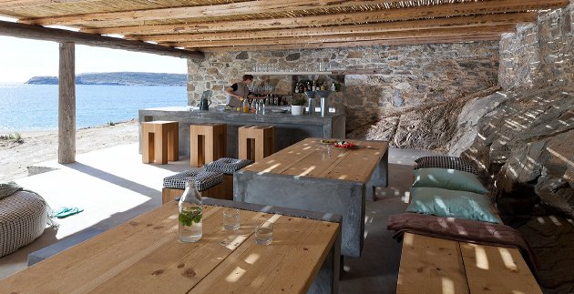 Telegraph: Αυτά είναι τα 10 καλύτερα παραθαλάσσια ξενοδοχεία στην Ελλάδα [εικόνες] | iefimerida.gr 10