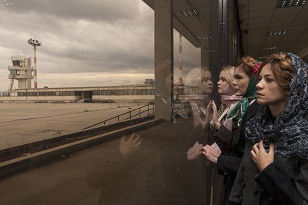  Οι «Τρεις αδερφές» του Τσέχοφ με τη ματιά του Δημήτρη Τάρλοου [εικόνες] | iefimerida.gr 2