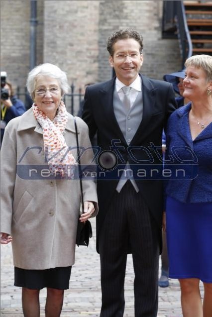 Ποια είναι η μυστηριώδης, ξανθιά σύντροφος του Γερούν Ντάισελμπλουμ [εικόνες] | iefimerida.gr 3