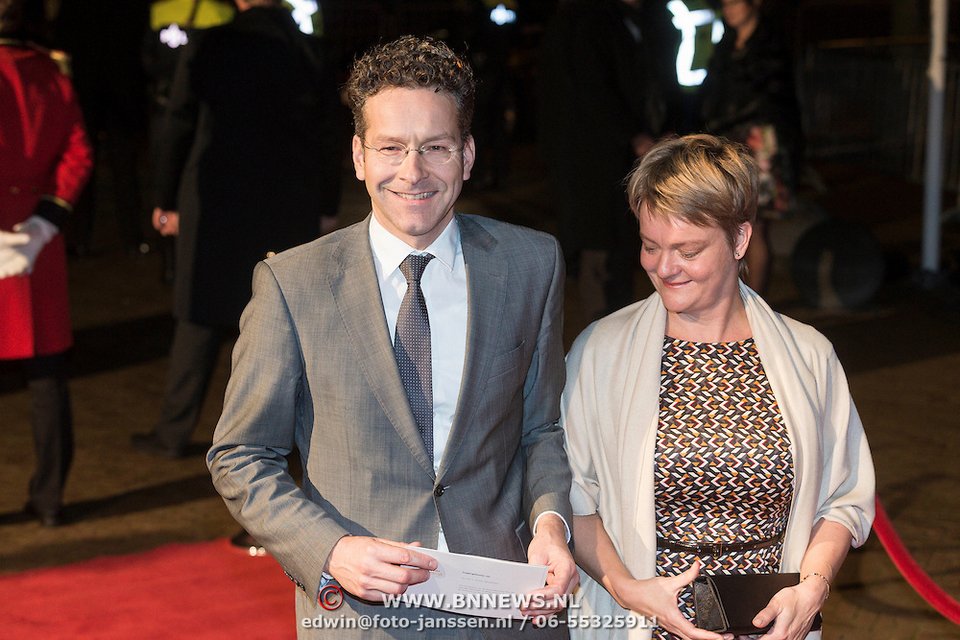 Ποια είναι η μυστηριώδης, ξανθιά σύντροφος του Γερούν Ντάισελμπλουμ [εικόνες] | iefimerida.gr 6