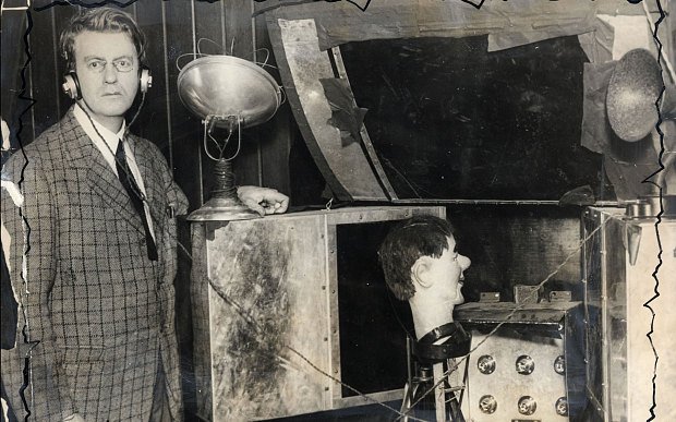 Αυτή είναι η πρώτη τηλεόραση -Παρουσιάστηκε ακριβώς πριν 90 χρόνια [εικόνες] | iefimerida.gr 2