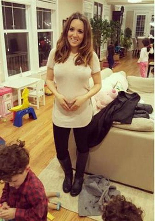 Καλομοίρα: Εγκυος στο τρίτο της παιδί η τραγουδίστρια [εικόνες]  | iefimerida.gr 0