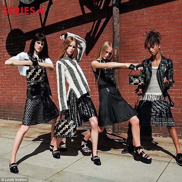 Ο 17χρονος γιος του Γουίλ Σμιθ πρωταγωνιστεί στη νέα καμπάνια της γυναικείας σειράς του Louis Vuitton -Φορώντας φούστα [εικόνες] | iefimerida.gr 7