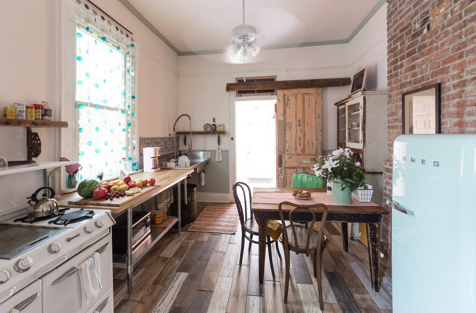 Δύο ηθοποιοί έφτιαξαν ένα αληθινά vintage σπίτι -Νοσταλγικό, παιχνιδιάρικο αλλά και... απλό [εικόνες] | iefimerida.gr 15