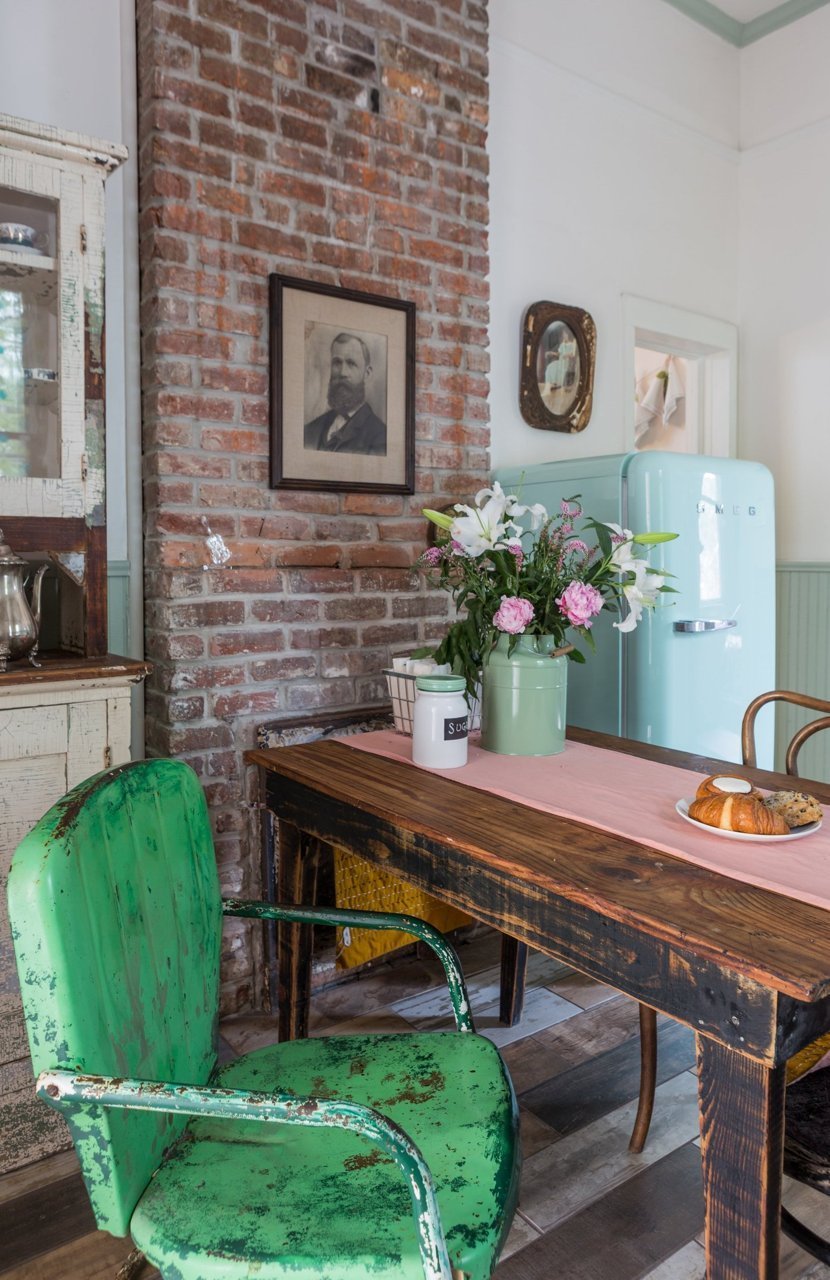 Δύο ηθοποιοί έφτιαξαν ένα αληθινά vintage σπίτι -Νοσταλγικό, παιχνιδιάρικο αλλά και... απλό [εικόνες] | iefimerida.gr 17