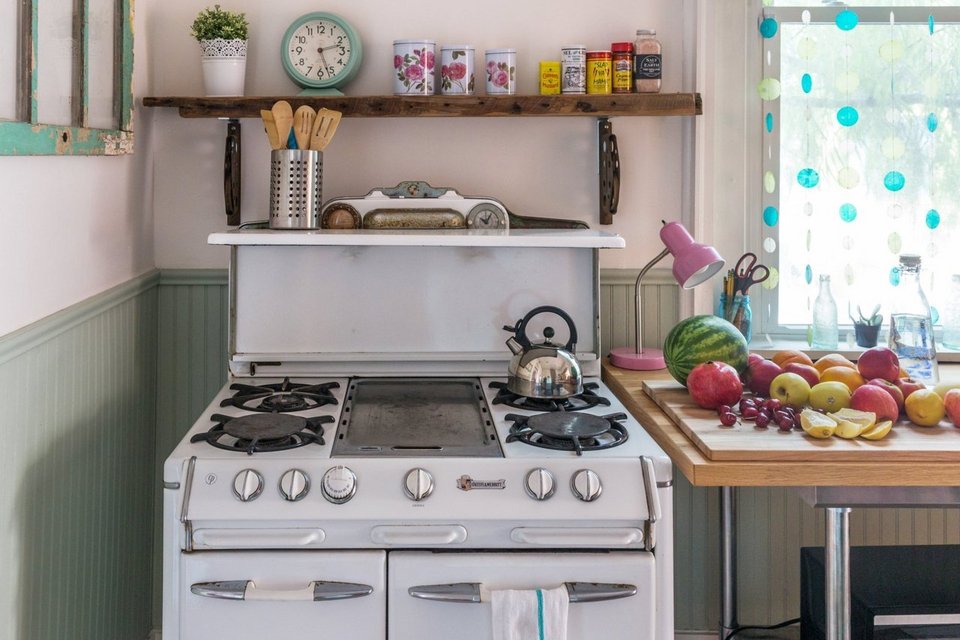 Δύο ηθοποιοί έφτιαξαν ένα αληθινά vintage σπίτι -Νοσταλγικό, παιχνιδιάρικο αλλά και... απλό [εικόνες] | iefimerida.gr 22