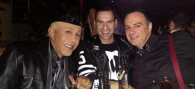 Γνωρίστε τον αρχιτέκτονα από τη Δράμα, με τα δεκάδες Louboutin [εικόνες] | iefimerida.gr 12