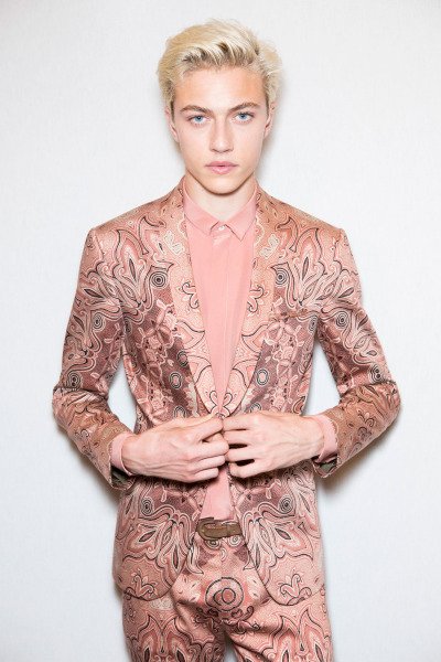 Ο άντρας-πρότυπο είναι αυτός -Το τέλειο ανδρόγυνο [εικόνες] | iefimerida.gr 1