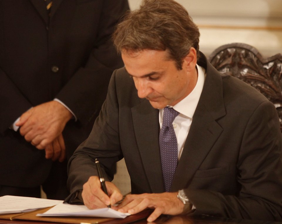 Ο 47χρονος, απόφοιτος του Harvard και πρώτος σε σταυρούς στη Β' Αθηνών, νέος πρόεδρος της ΝΔ | iefimerida.gr 2