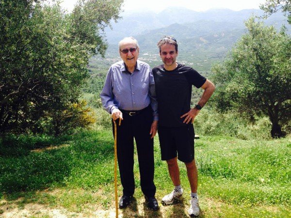 Αγνωστες φωτογραφίες από τη ζωή του Κυριάκου Μητσοτάκη -Από παιδί μέχρι σήμερα [εικόνες] | iefimerida.gr 11