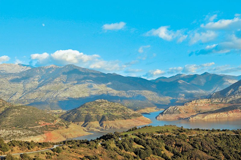 H «Ελβετία» της Ελλάδας: Οδοιπορικό στην Ορεινή Φωκίδα [εικόνες]  | iefimerida.gr 13