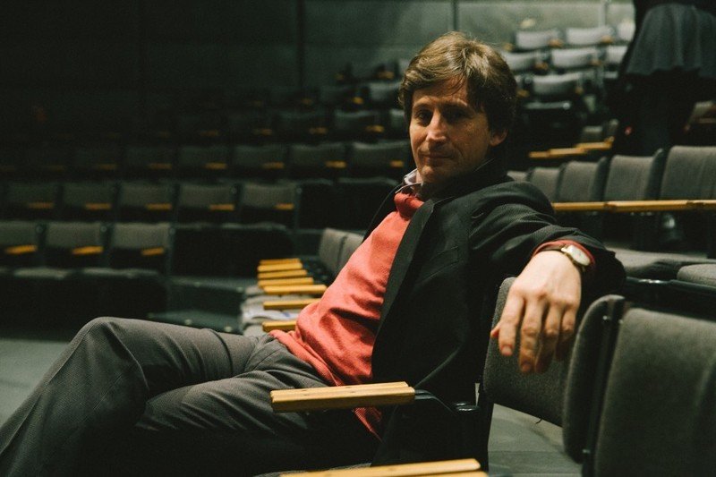  Οι «Τρεις αδερφές» του Τσέχοφ με τη ματιά του Δημήτρη Τάρλοου [εικόνες] | iefimerida.gr 1