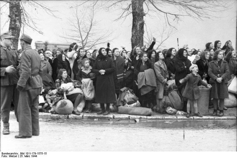 Ολοκαύτωμα των Εβραίων: Πώς έζησε η Ελλάδα τη μεγαλύτερη τραγωδία [εικόνες] | iefimerida.gr 2