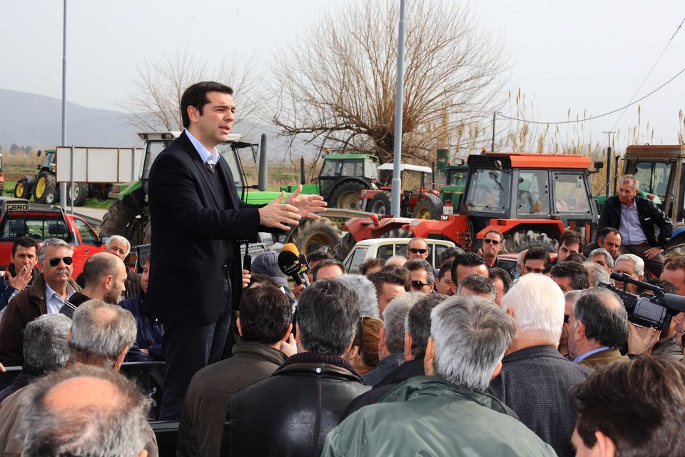 Αγρότης στο Mega: Οταν ο Τσίπρας ήταν αντιπολίτευση είχε ανέβει πάνω στο δικό μου αγροτικό για να παίξει θέατρο | iefimerida.gr 3