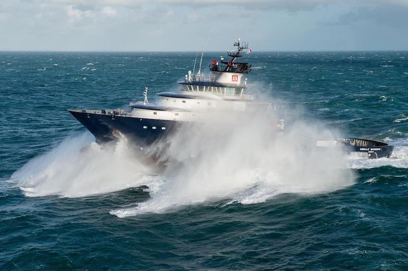 Στη θάλασσα του Βισκαϊκού κόλπου: Κύματα καταπίνουν πλοίο 80 μέτρων [βίντεο & εικόνες] | iefimerida.gr 1