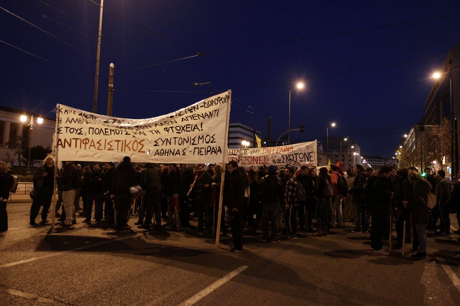Εισβολή 40 ατόμων στο Πολυτεχνείο | iefimerida.gr 2