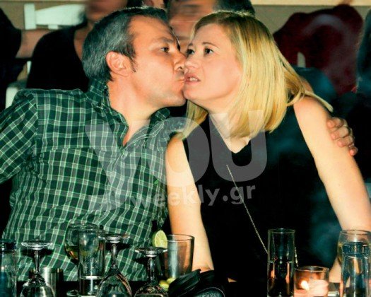 Η Ραχήλ Μακρή στα μπουζούκια με τον σύζυγό της [εικόνες] | iefimerida.gr 1