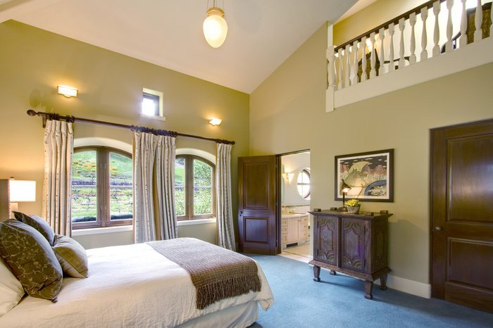 Στη μισή τιμή πουλήθηκε το «παλάτι» του Ρόμπιν Γουίλιαμς [εικόνες]  | iefimerida.gr 6