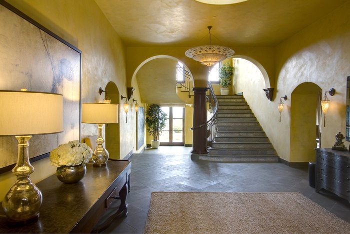 Στη μισή τιμή πουλήθηκε το «παλάτι» του Ρόμπιν Γουίλιαμς [εικόνες]  | iefimerida.gr 7