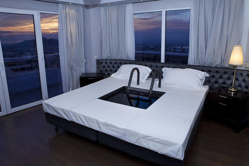 «Rooms 2016»: Από σήμερα τα δωμάτια του ξενοδοχείου St George Lycabettus γίνονται έργα τέχνης [εικόνες] | iefimerida.gr 4