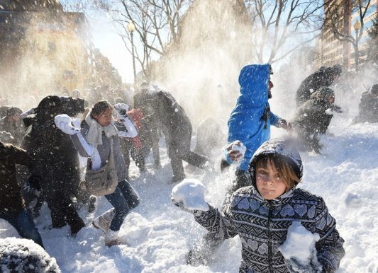 Snowzilla: Παρέλυσε η Αμερική από τον χιονιά -Σε πίστες μετατράπηκαν πολλές πολιτείες [εικόνες] | iefimerida.gr 4