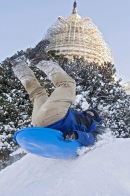 Snowzilla: Παρέλυσε η Αμερική από τον χιονιά -Σε πίστες μετατράπηκαν πολλές πολιτείες [εικόνες] | iefimerida.gr 5