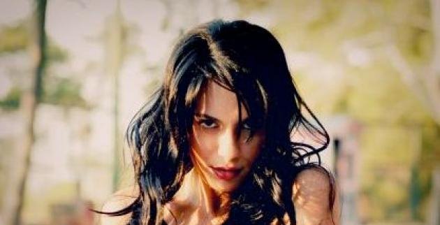 Η μποέμ DJ Ladydust στο Βooze Cooperativa [εικόνες] | iefimerida.gr 2